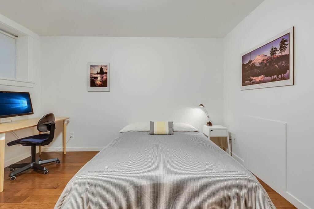 Cedar Hill Sunlit Stay - Bright Spacious & Modern Victoria Exterior photo